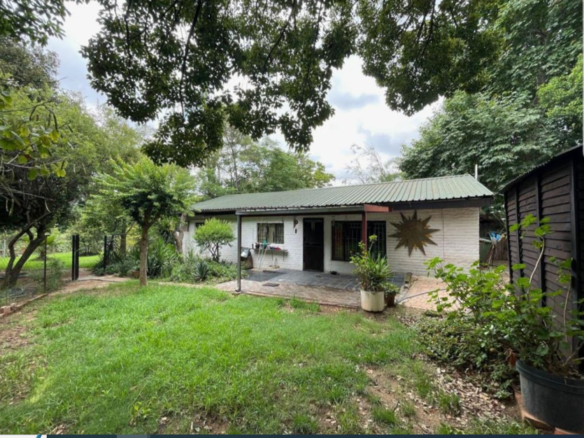 R 3 999 000 3 Bedroom House for Sale in President Park Midrand, President Park, Midrand Bedrooms3 Bathrooms2 Garages2 Erf Size1 200 m²