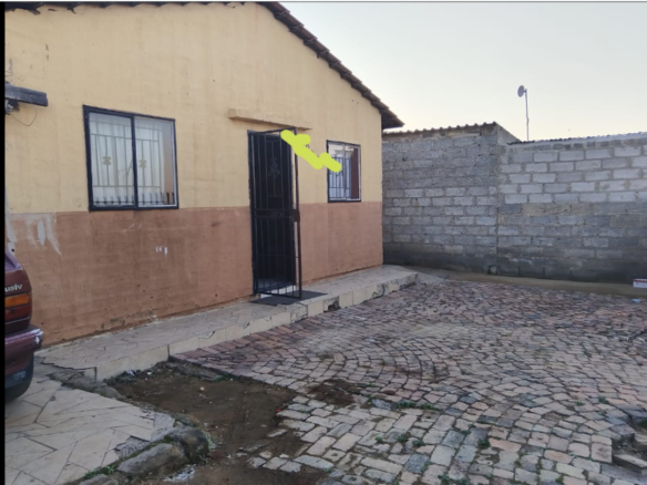 R 630 000 2 Bedroom House for Sale in Olievenhoutbosch Centurion, Olievenhoutbosch, Centurion Bedrooms2 Bathrooms1 Garages1