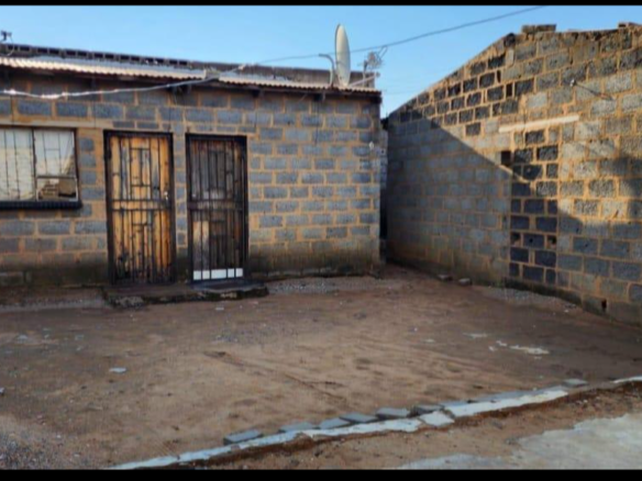 R 650 000 2 Bedroom House for Sale in Ebony Park Midrand, Ebony Park, Midrand Bedrooms2 Bathrooms1 Garages2