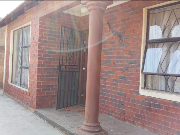 R 820 000 3 Bedroom House for Sale in Ebony Park Midrand, Ebony Park, Midrand