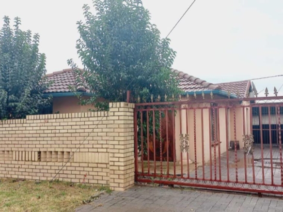 Property for sale in Ebony Park