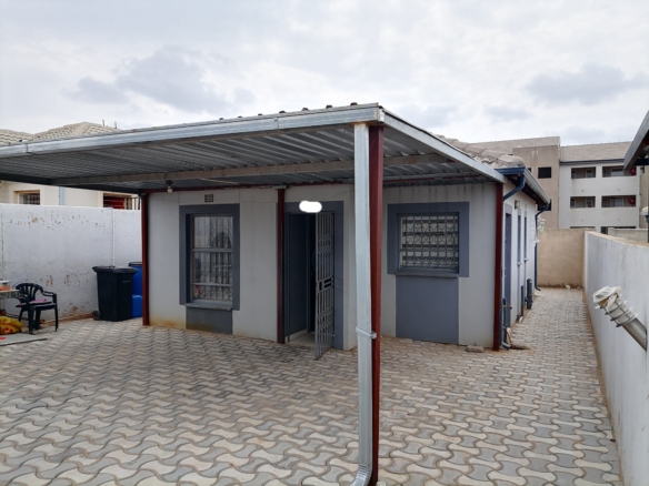 Clayville Property for Sale