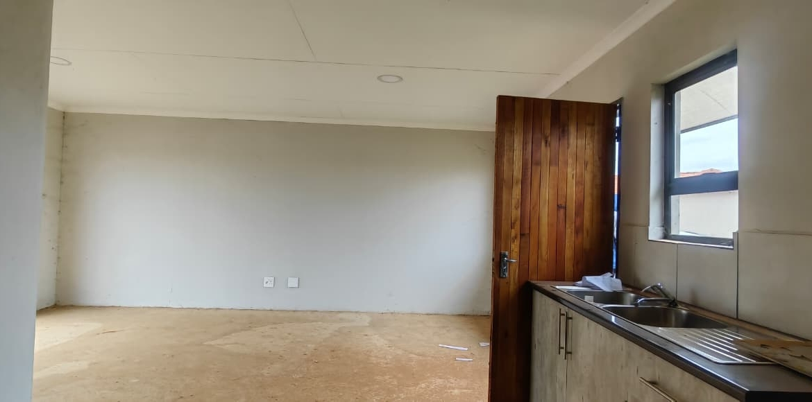 2-Bedroom Home in Secure Ingonyama Lifestyle Estate, Dawn Park