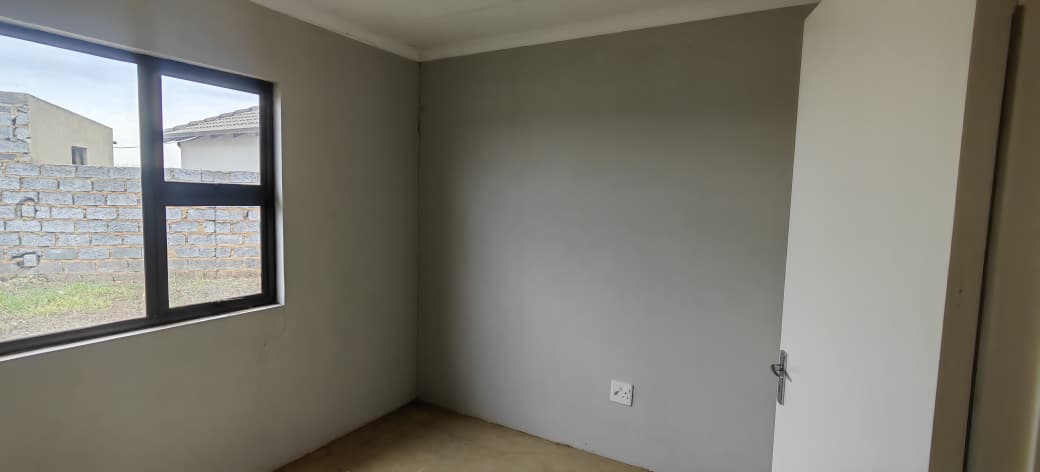 2-Bedroom Home in Secure Ingonyama Lifestyle Estate, Dawn Park