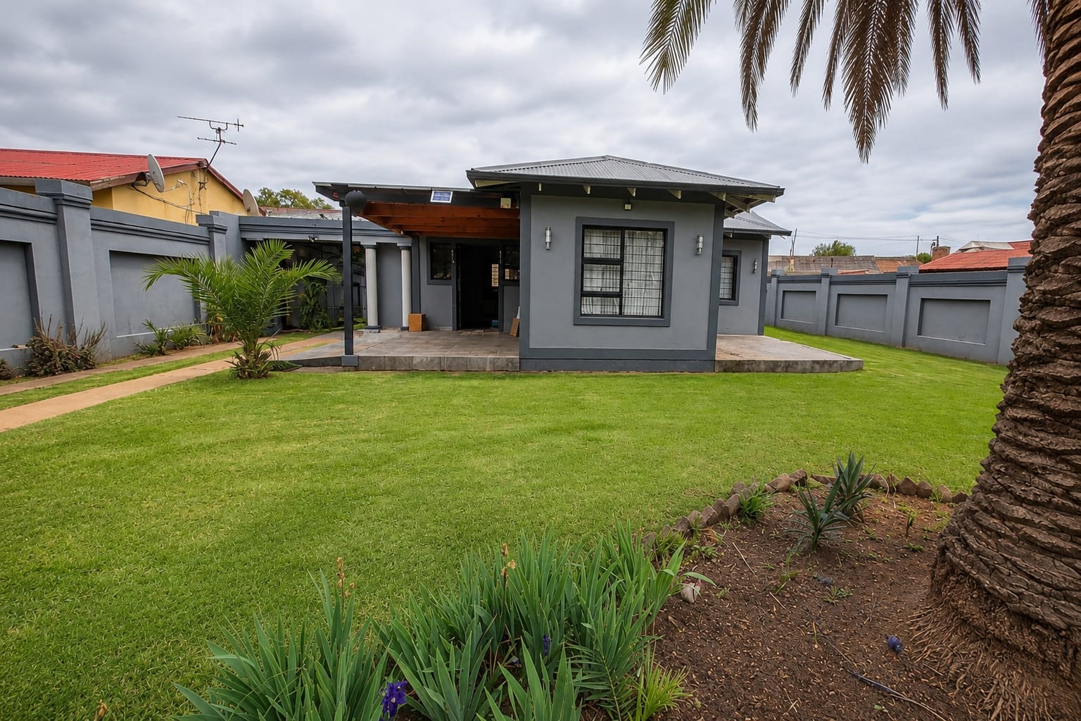 Spacious 3-Bedroom Family Home on a Generous Erf in Comet, Boksburg