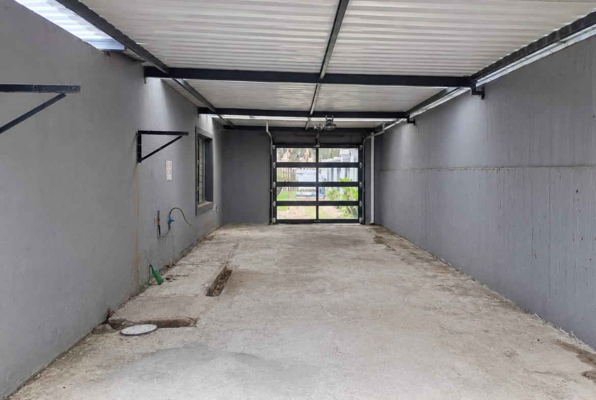 Spacious 3-Bedroom Family Home on a Generous Erf in Comet, Boksburg