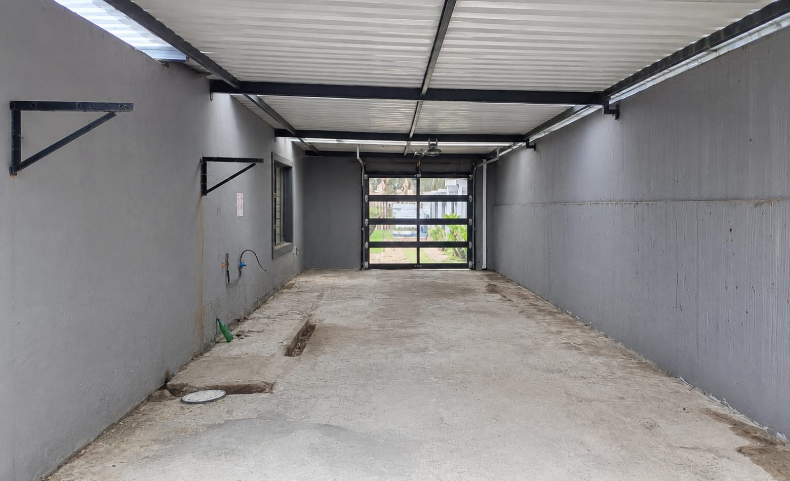 Spacious 3-Bedroom Family Home on a Generous Erf in Comet, Boksburg
