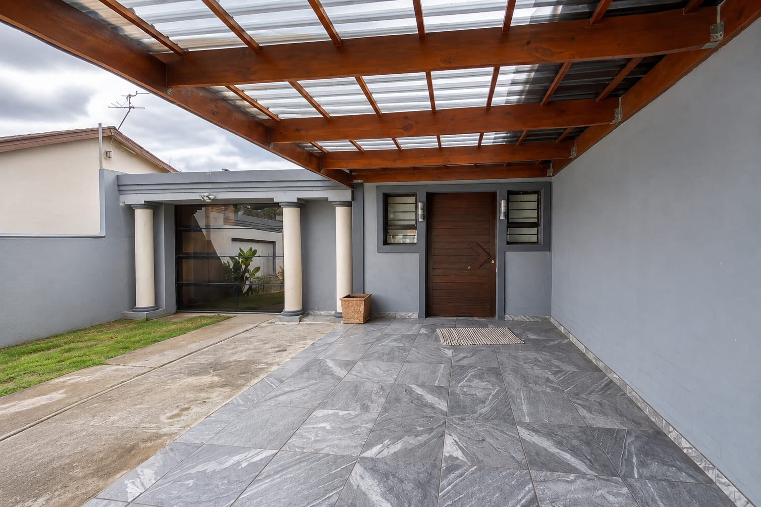 Spacious 3-Bedroom Family Home on a Generous Erf in Comet, Boksburg
