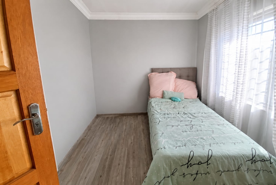 Spacious 3-Bedroom Family Home on a Generous Erf in Comet, Boksburg