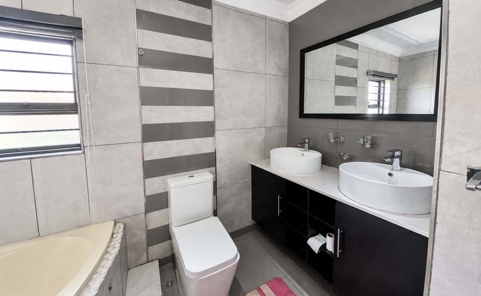 Spacious 3-Bedroom Family Home on a Generous Erf in Comet, Boksburg